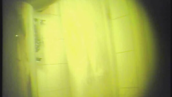 Å arrestere hottie i strømper kommer i hendene på en gentleman